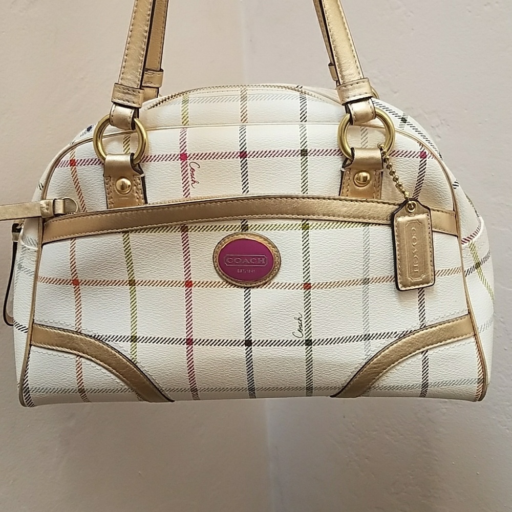 **NEW NEVER WORN* Coach bag